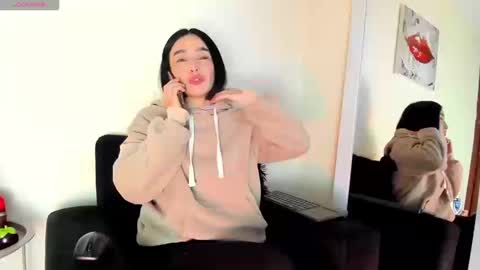 Snapshot of lace_victoria chatting on 02-27-26, 02:00 lace_victoria online show from 02-27-26, 02:00