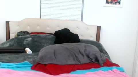 Lacey Phoenix online show from 02-16-25, 04:20