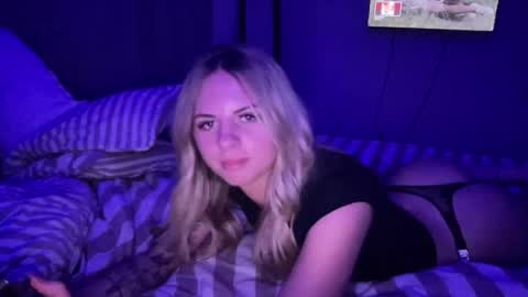 LACEY online show from 06-12-26, 06:01