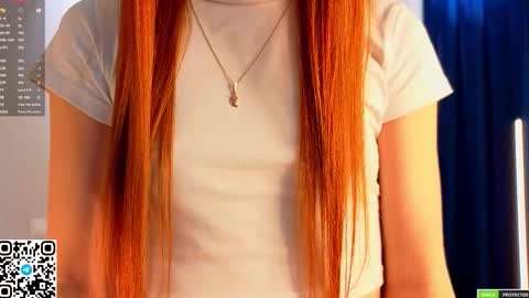 Esme online show from 09-17-25, 06:15