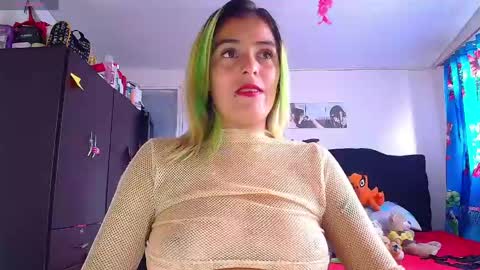 Valentina online show from 05-06-26, 07:41