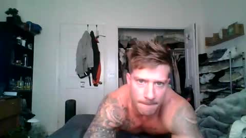 lacrioxcum18 online show from 11-05-25, 02:17