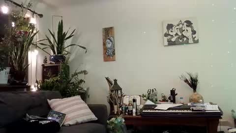 lacybell online show from 10-29-25, 04:04