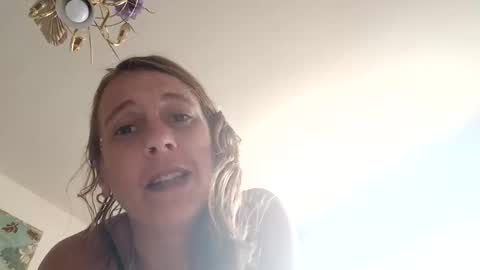 lacybell online show from 11-23-25, 08:19