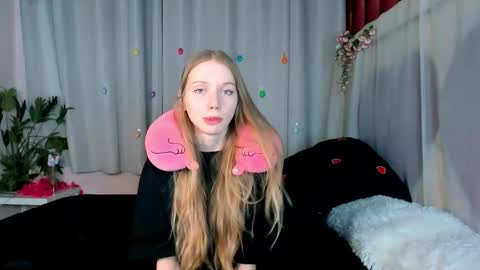 Lada online show from 05-21-26, 05:47