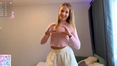 Sofia online show from 10-31-25, 11:22