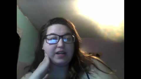 Laddybuggie27 online show from 02-05-25, 05:53