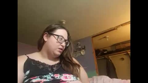 Laddybuggie27 online show from 02-25-25, 01:30