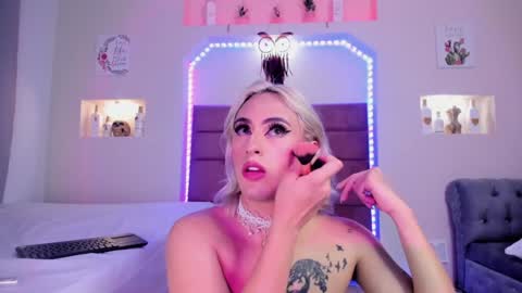 Laden And Juan online show from 01-09-25, 05:34