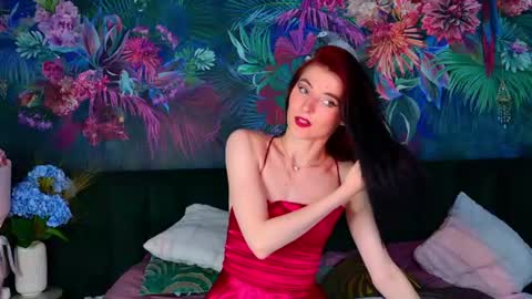 Snapshot of lady__nicole chatting on 07-07-26, 06:12 Nicole online show from 07-07-26, 06:12