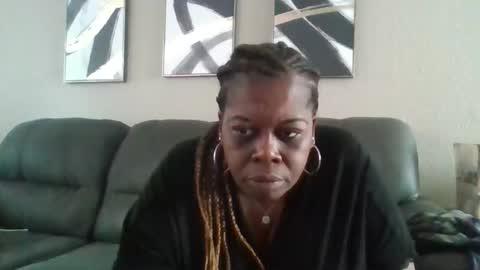 lady_aries online show from 04-25-26, 02:03