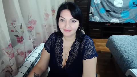 lady_boom_ online show from 12-18-24, 05:10