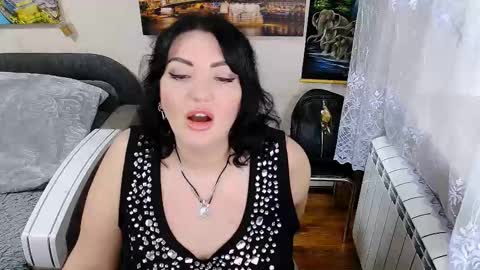 lady_boom_ online show from 11-21-25, 08:13