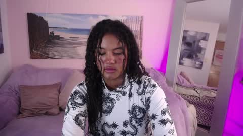 Karla - Instagram   lady karla1 online show from 12-21-24, 12:31