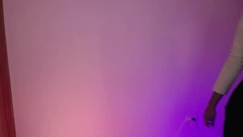 Karla - Instagram   lady karla1 online show from 02-18-25, 08:58