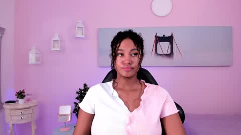 Karla - Instagram   lady karla1 online show from 02-25-25, 04:42