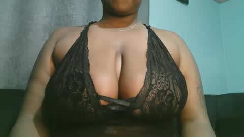 lady_dearra online show from 05-05-26, 12:18