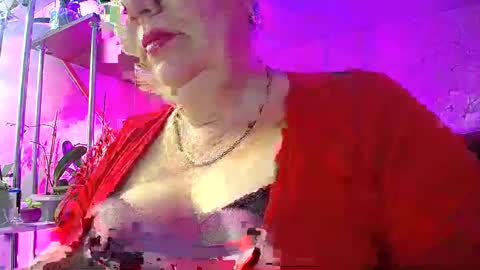 Lady Gloria online show from 01-12-25, 02:19