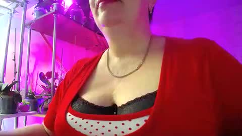 Lady Gloria online show from 02-01-25, 06:10