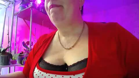 Lady Gloria online show from 02-01-25, 09:11