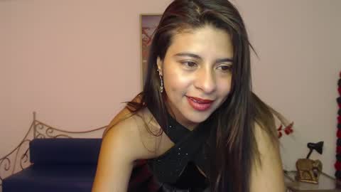 Lady Isabella online show from 05-26-26, 01:29