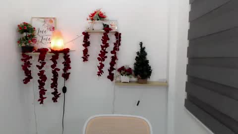 Snapshot of lady_jedyy chatting on 03-04-25, 08:05 online show from 03-04-25, 08:05