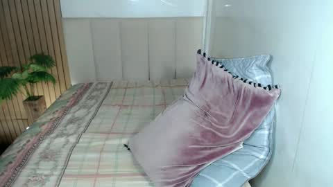   online show from 03-22-26, 04:16