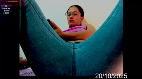 Snapshot of lady_jhana chatting on 10-20-25, 12:05 Jhana online show from 10-20-25, 12:05