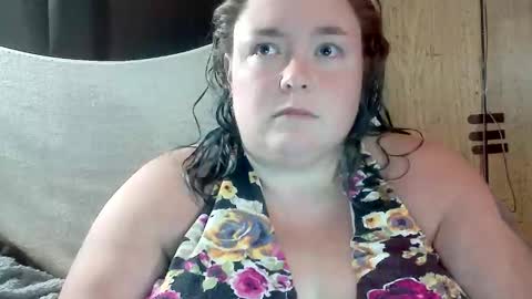 Snapshot of lady_lynns_shadow chatting on 10-21-25, 08:31 Lady Lynns Shadow online show from 10-21-25, 08:31