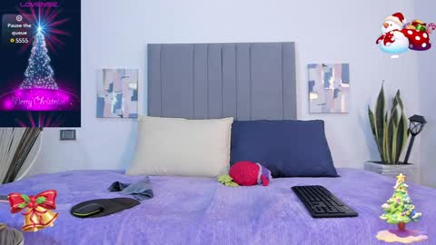 Snapshot of lady_miss__ chatting on 12-18-24, 01:12 Lady Miss online show from 12-18-24, 01:12