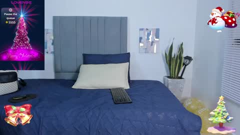 Snapshot of lady_miss__ chatting on 12-23-24, 12:30 Lady Miss online show from 12-23-24, 12:30