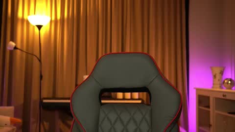 Snapshot of lady_nicolett chatting on 03-24-26, 01:54 lady_nicolett online show from 03-24-26, 01:54