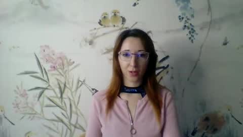 Kira online show from 11-06-25, 10:49