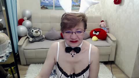 Diana online show from 04-06-26, 08:21