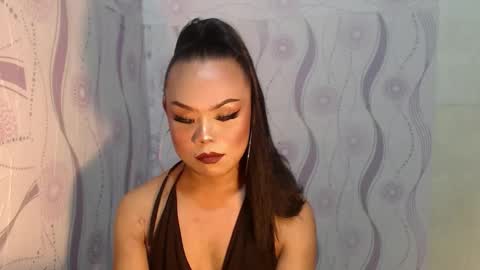 lady_shane26 online show from 05-14-26, 01:18