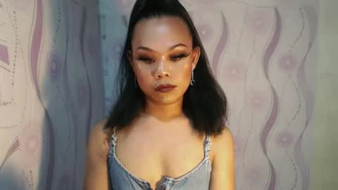 lady_shane26 online show from 05-27-26, 01:57