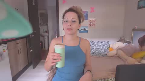 lady_smile69 online show from 03-11-25, 11:33