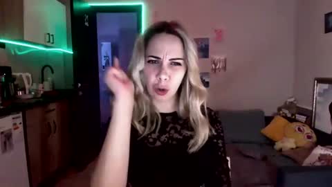 lady_smile69 online show from 09-24-25, 07:06