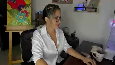 Sophie   online show from 09-25-25, 04:21