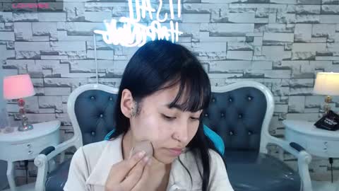 Lady Violet Bridgerton online show from 12-16-24, 10:03
