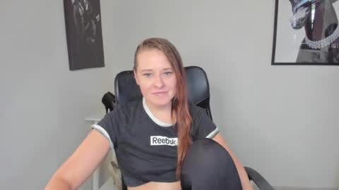 Snapshot of ladyalessa chatting on 07-07-26, 06:47 ALESSA online show from 07-07-26, 06:47