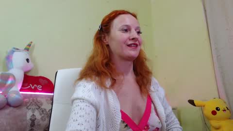 Sima Ladybigsmile online show from 02-09-25, 12:39