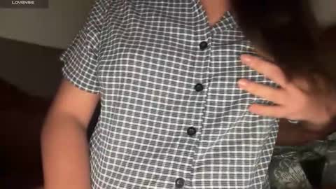 Aria online show from 12-15-25, 04:50