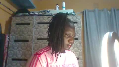 lindah32 online show from 03-27-26, 07:02