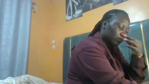 lindah32 online show from 06-24-26, 09:03