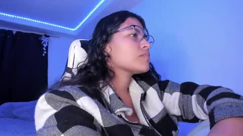 Snapshot of ladybrown_16 chatting on 12-21-24, 02:19 Lady online show from 12-21-24, 02:19