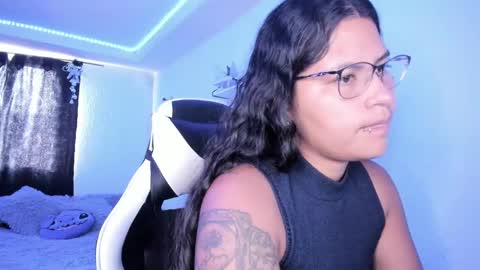 Snapshot of ladybrown_16 chatting on 12-22-24, 08:58 Lady online show from 12-22-24, 08:58