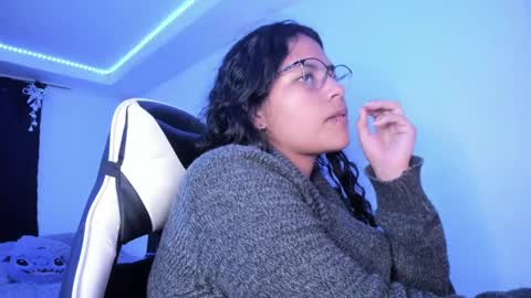 Snapshot of ladybrown_16 chatting on 12-28-24, 04:51 Lady online show from 12-28-24, 04:51