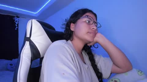 Snapshot of ladybrown_16 chatting on 12-29-24, 07:06 Lady online show from 12-29-24, 07:06