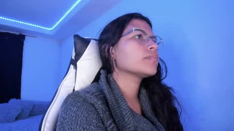 Snapshot of ladybrown_16 chatting on 03-07-25, 05:08 Lady online show from 03-07-25, 05:08